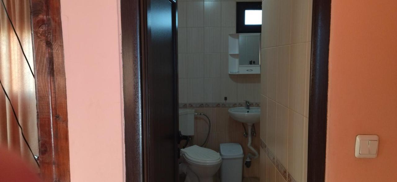 Guest House Ambrozia Котел Экстерьер фото